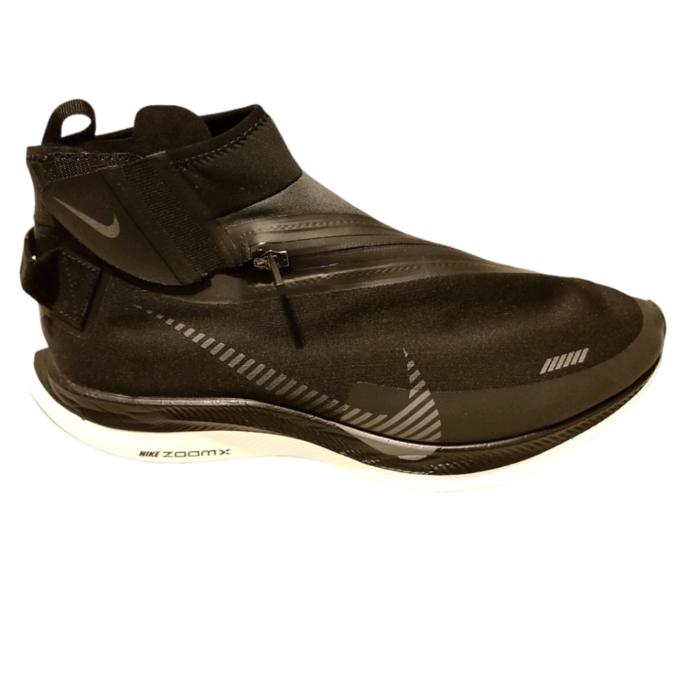 Nike Pegasus Turbo Shield Size 13 Like New